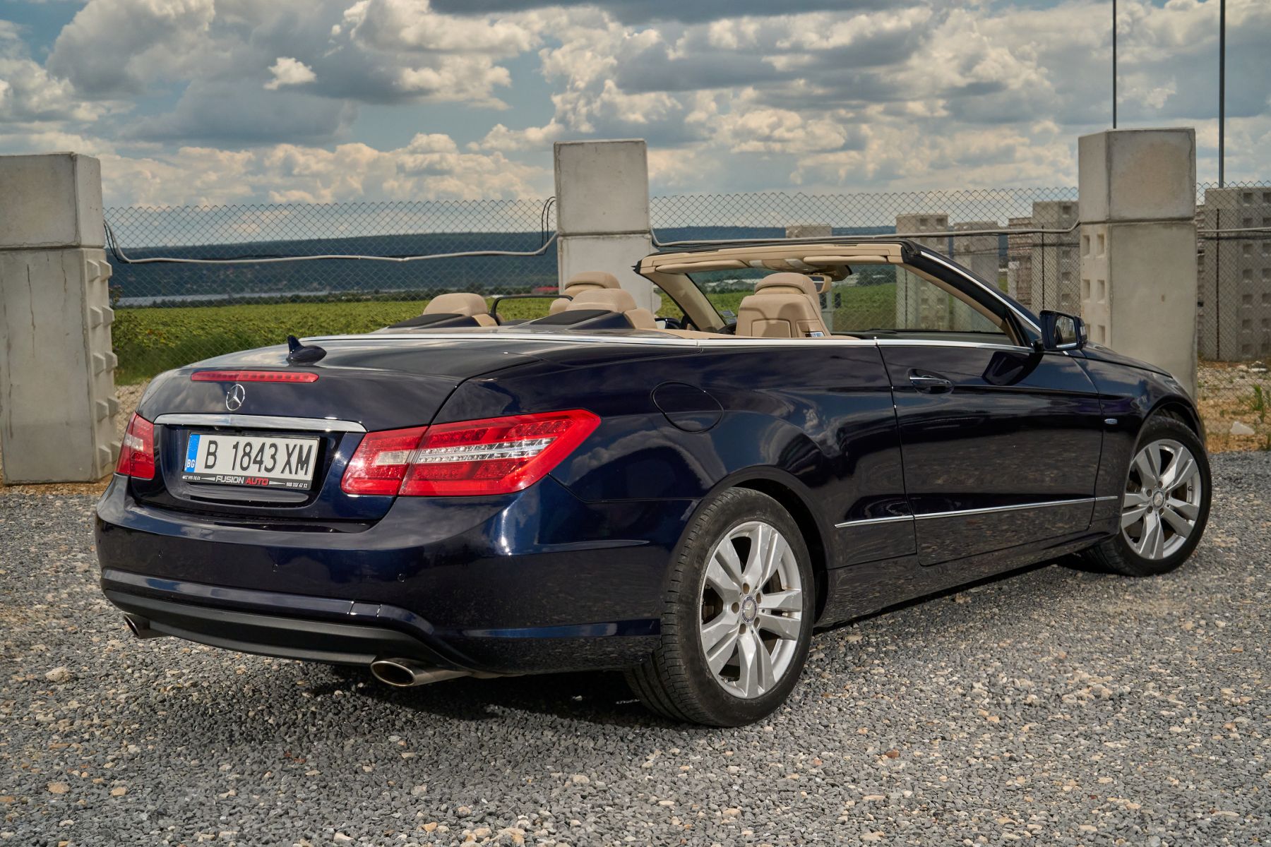 Mercedes-Benz E350 