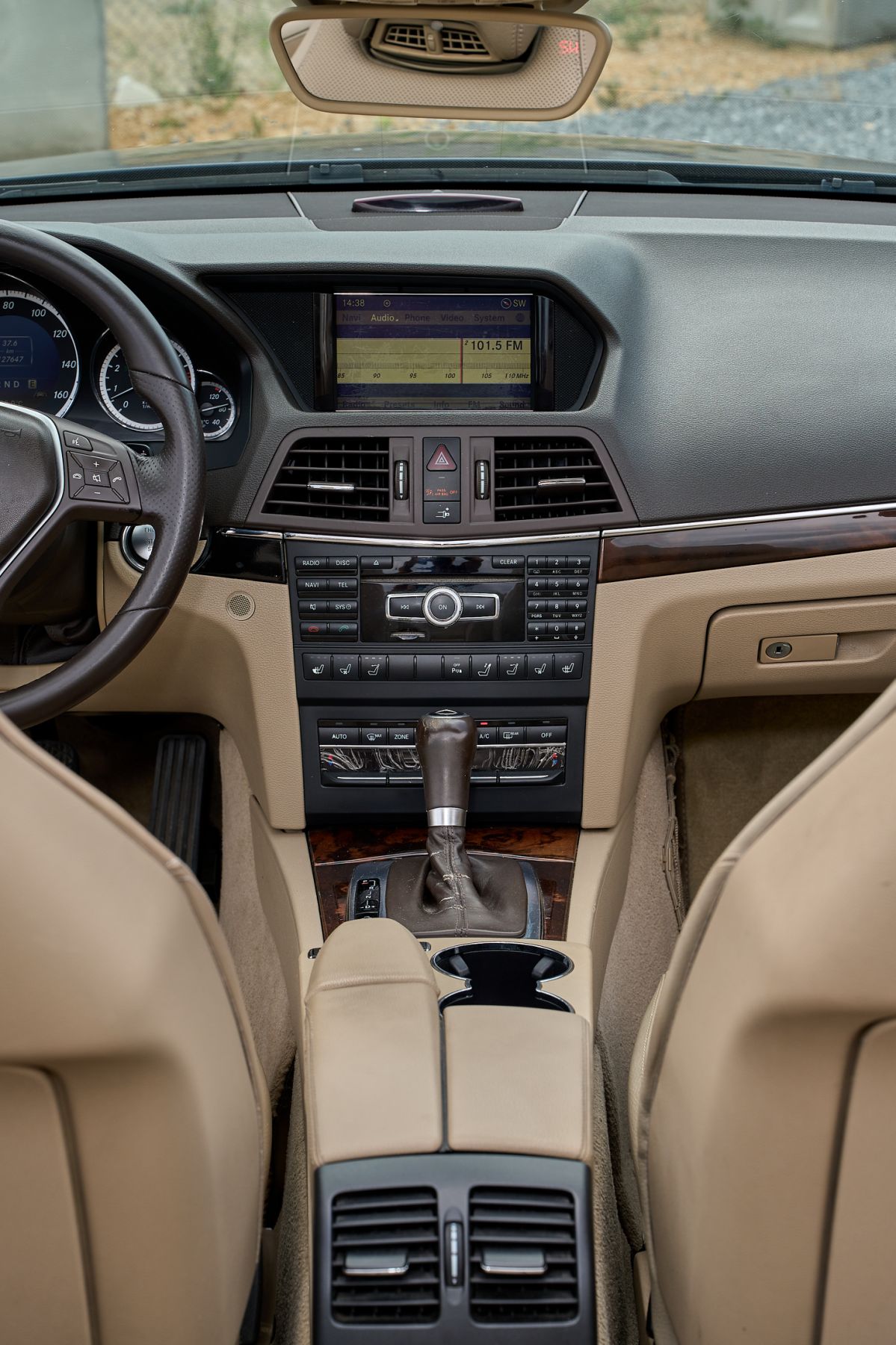 Mercedes-Benz E350 